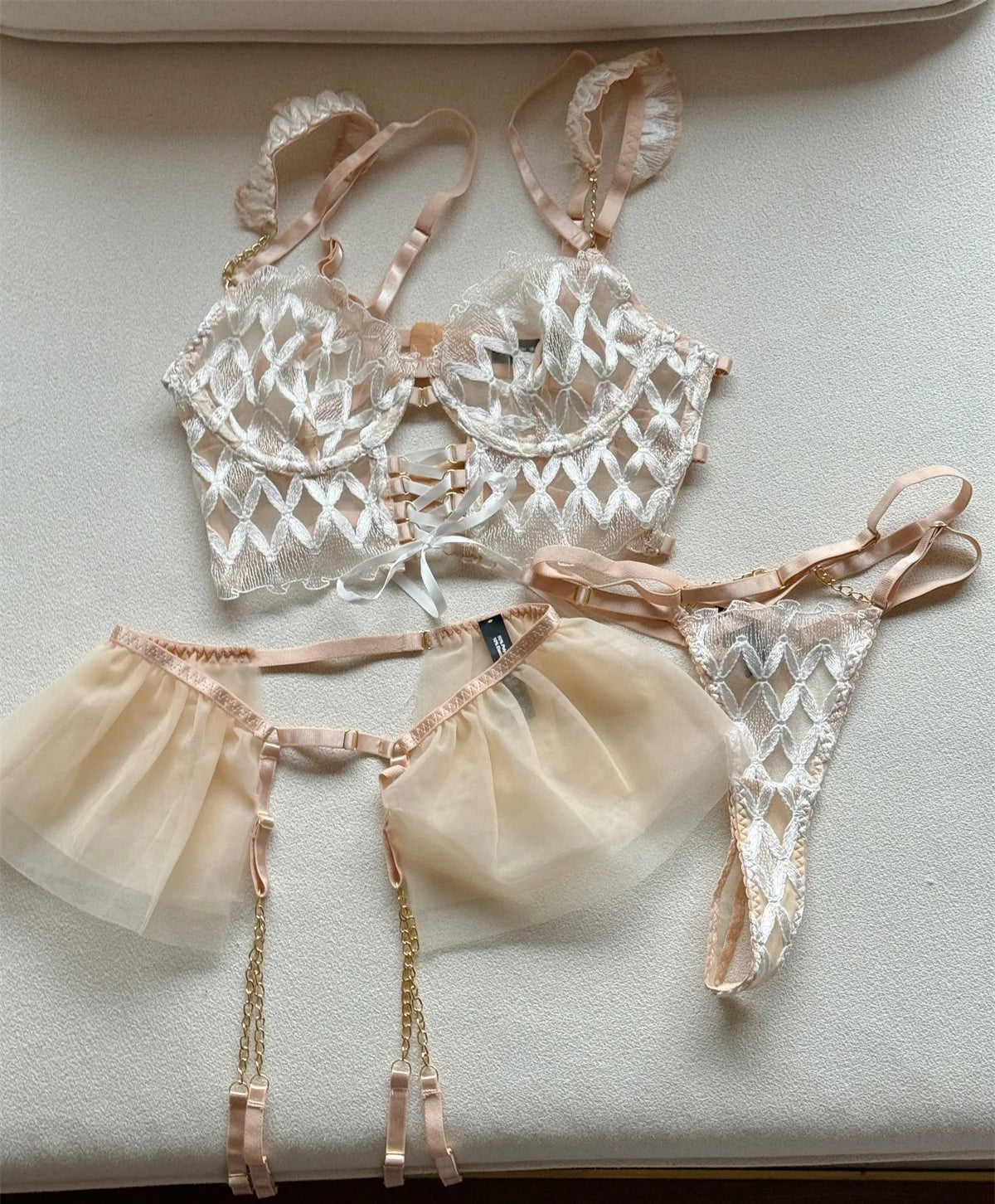 Embroidered Flying Sleeve Outer Lingerie Sexy Fishbone Corset Long Vest Style Bra Set of Three Women Underwear