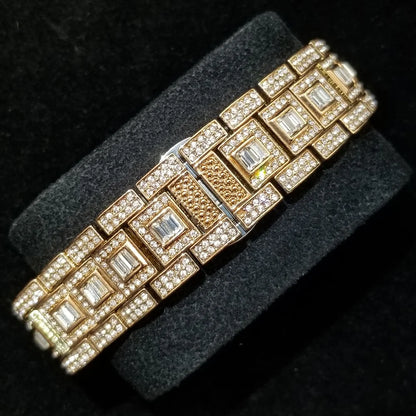 Diamond Wristwatch For Men Luxury 18K Gold Plated Quartz Watches Day Date Nightclub Party Watch Unisex Rapper Jewelry