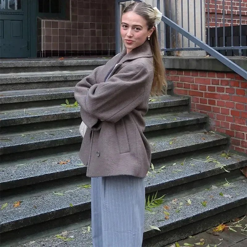 Women's Double Breasted Wool Coat Autumn Winter Fashion Lapel Long Sleeves Short Blazer Jacket Elegant Solid Warm Loose Outwear