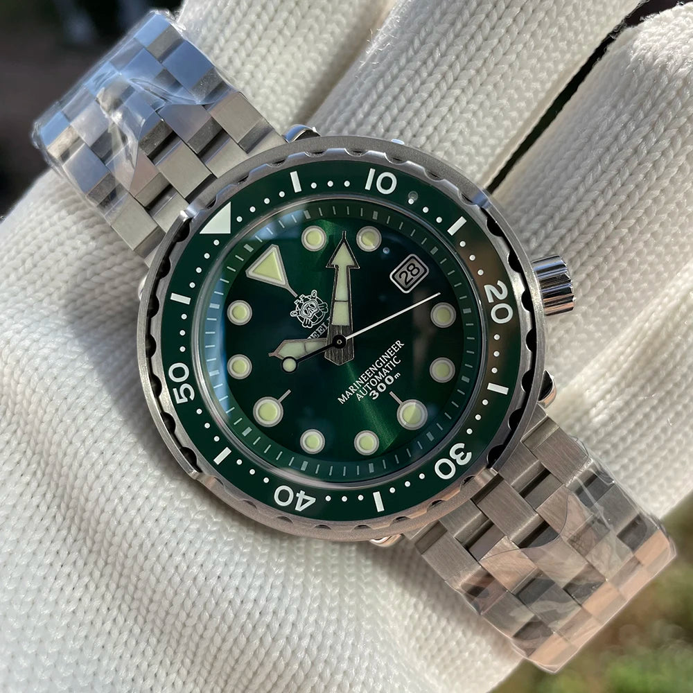 STEELDIVE SD1975 Mens Automatic Watches Men Dive Watch 300m Waterproof Mechanical Wristwatch C3 Luminous Clock Sapphire Mirror