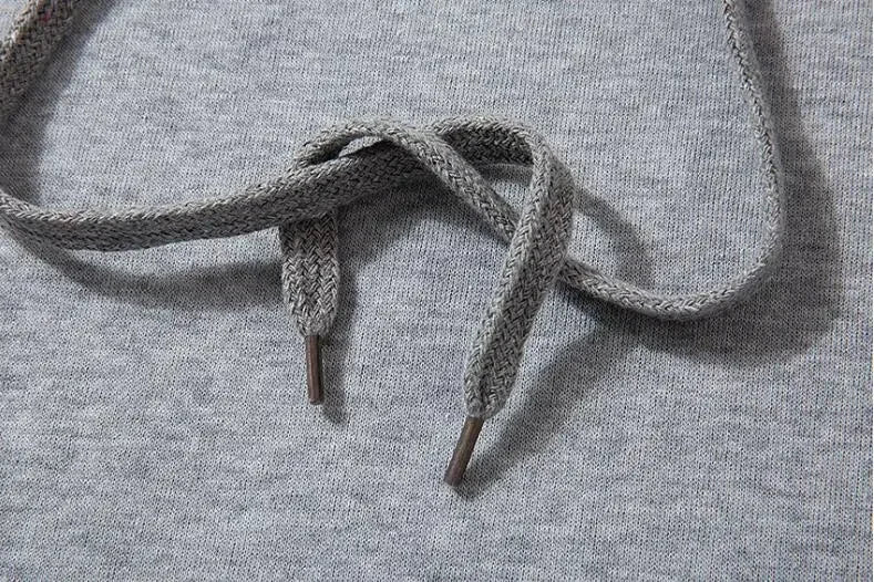 A new 2-piece set for men's casual sports hooded pullovers and sweatpants for outdoor jogging in Europe and America in 2025