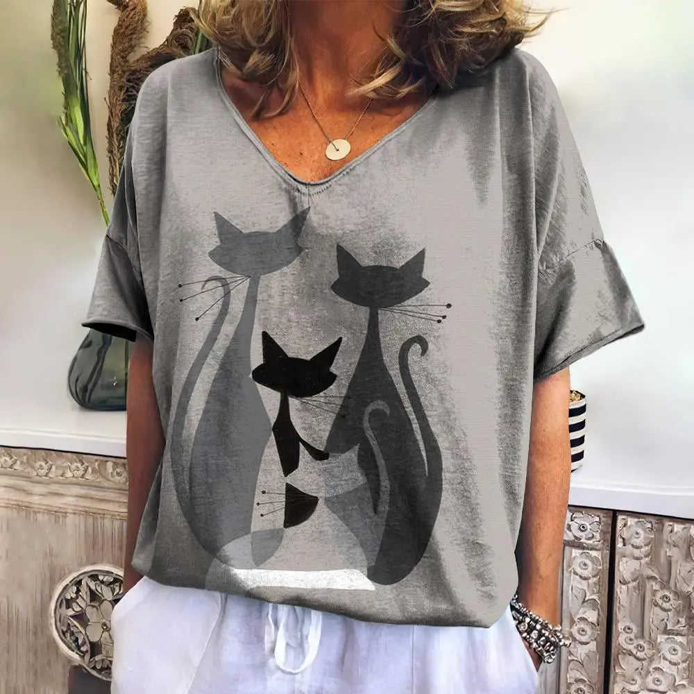 Women T Shirts Cartoon Cat Graphic Girls Clothing Large Size V Neck Short Sleeve Tee Summer Fashion Casual Female Clothing